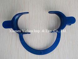 Cheek Retractor